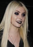 Taylor Momsen テイラー・モムセン