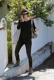 th_37370_Preppie_-_Emily_Blunt_at_La_Conversation_in_West_Hollywood_-_Feb._10_2010_3219_122_233lo.jpg