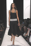 th_21975_md-fashionledge.com-ss05-rtw-newyork-w-wang-001-bf09wqeu_122_39lo.jpg