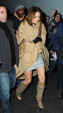 th_81784_Preppie_Miley_Cyrus_on_the_Sex_And_The_City_2_film_set_in_New_York_City_-_October_16_2009_6165_122_41lo.jpg