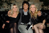 th_22444_2006_Ronnie_Wood50s_Special_Preview_Exhibit_EP_517_122_416lo.jpg