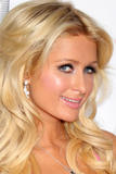 Paris Hilton - Страница 3 Th_68244_celebrity-paradise.com_Paris_and_Nicky_Hilton_New_Hairstyling_044_123_538lo