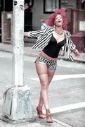 th_15207_Rihanna_shoots_Whats_My_Name_in_NYC_88_122_540lo.jpg