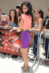 th_143248819_Tikipeter_Nicole_Scherzinger_arrives_for_The_X_Factor_Auditions_057_122_549lo.jpg