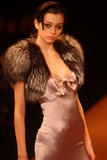th_34173_md-lerage.com-fw04-rtw-paris-w-gn-008-uxduubsr_122_69lo.jpg