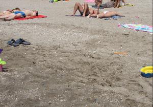 Almería Spain Beach Voyeur Candid Spy Girls -x4iv10adba.jpg