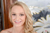 Emma Hix Gallery 124 Babes 4 f5nolodwkd
